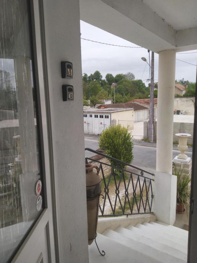 Chambre Cesar B&B- Au 1Er - Villa Chaumonty Périgueux Dış mekan fotoğraf